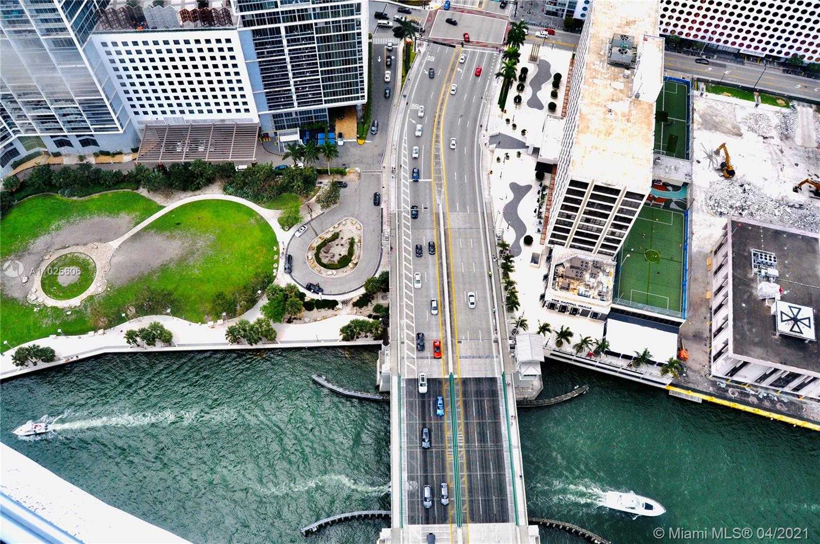 Small Image of 200 BISCAYNE BOULEVARD WAY #5202, Miami Number 10