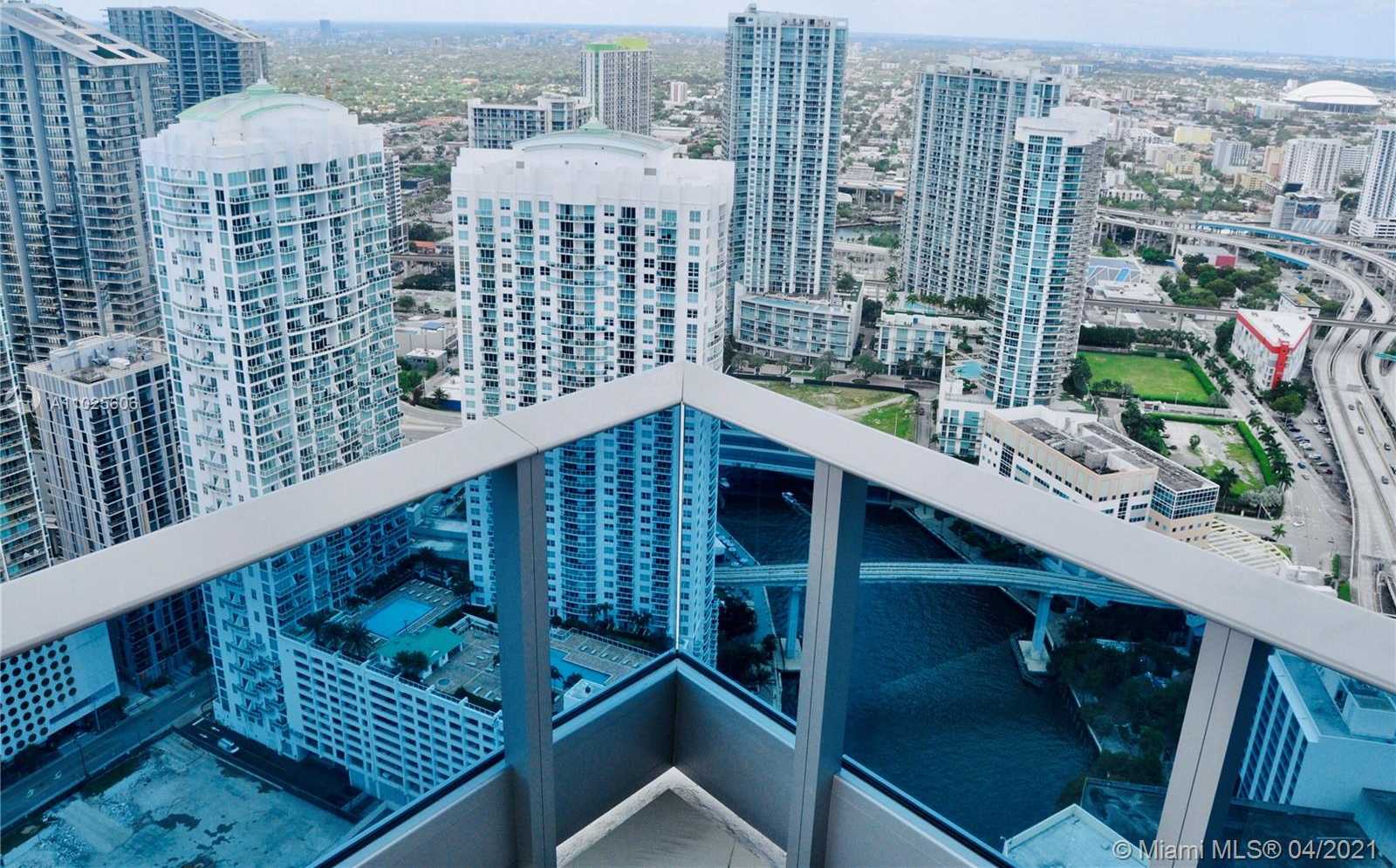 Small Image of 200 BISCAYNE BOULEVARD WAY #5202, Miami Number 12