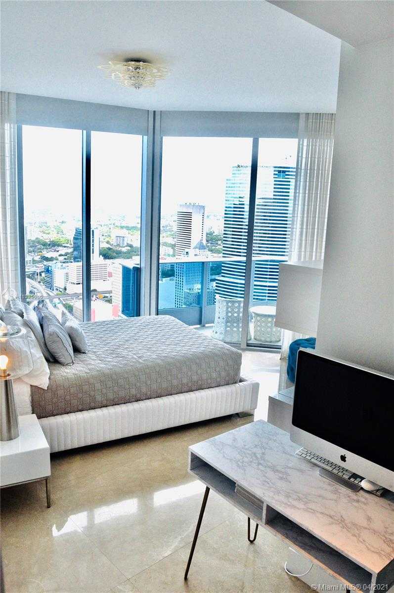 Small Image of 200 BISCAYNE BOULEVARD WAY #5202, Miami Number 5