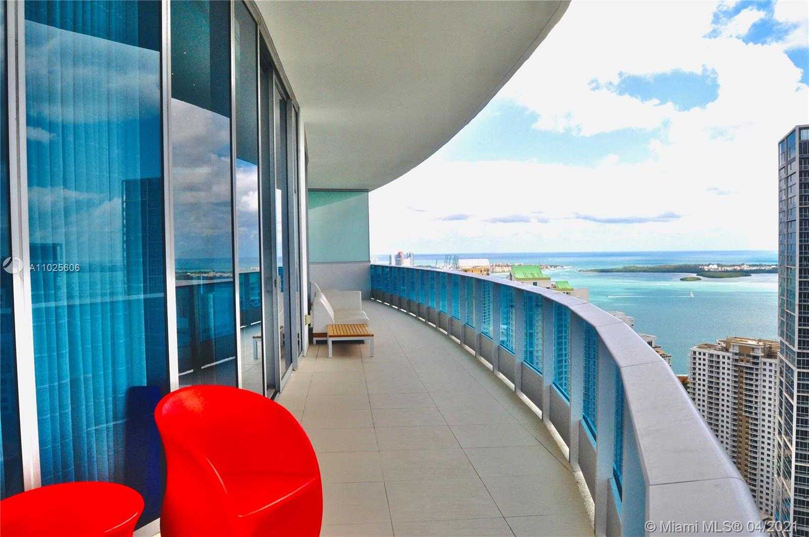 Small Image of 200 BISCAYNE BOULEVARD WAY #5202, Miami Number 9