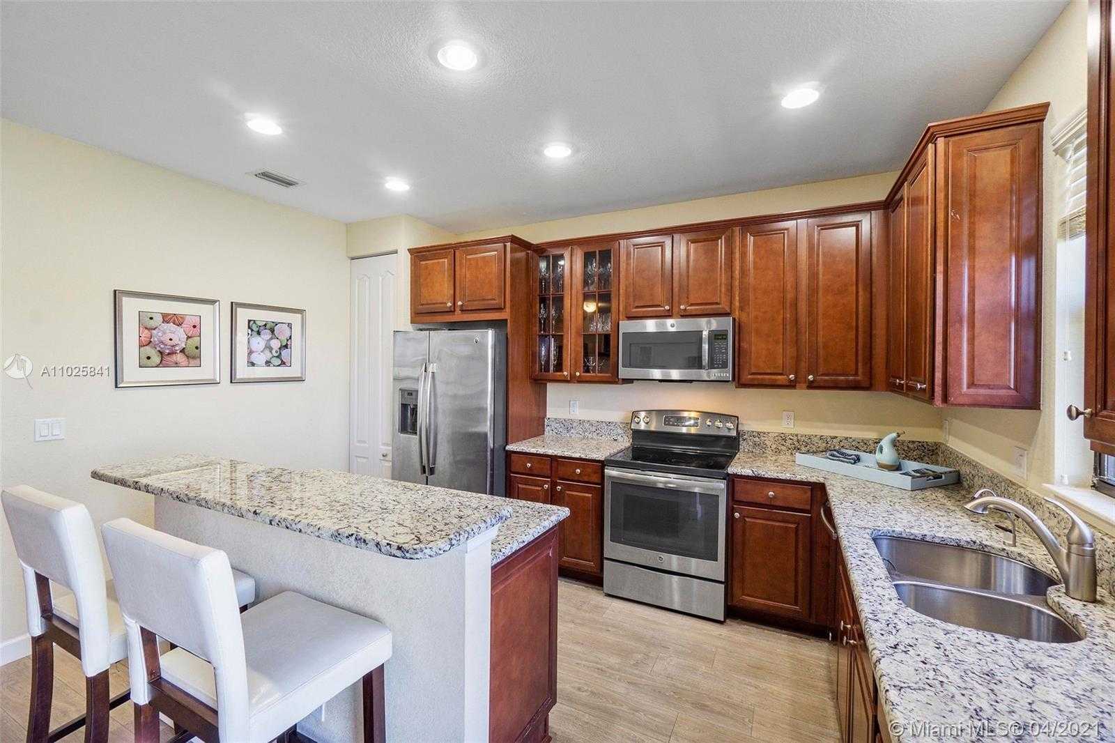 Small Image of 8415 LAKEVIEW TRL #8415, Parkland Number 11