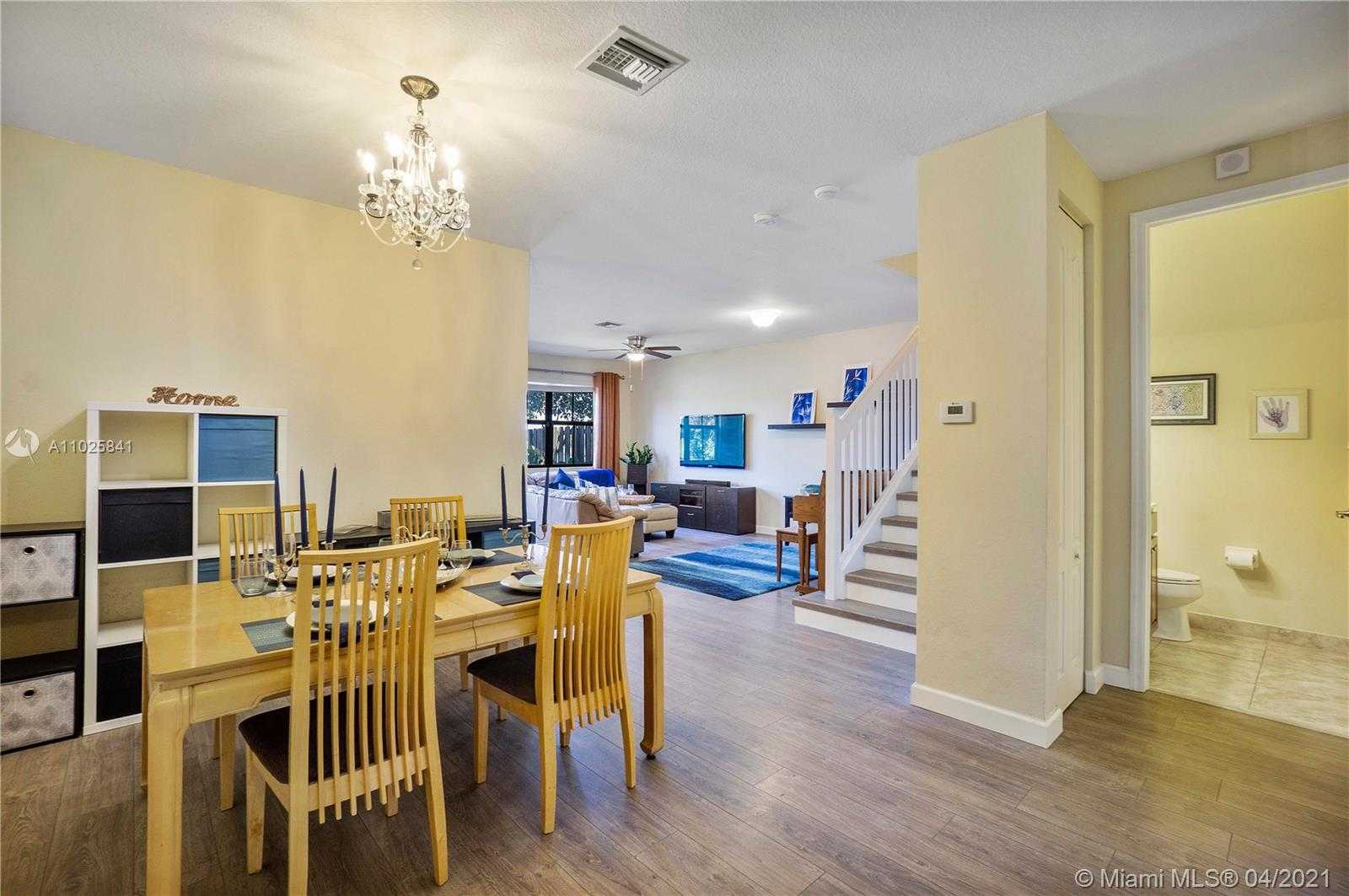 Small Image of 8415 LAKEVIEW TRL #8415, Parkland Number 13