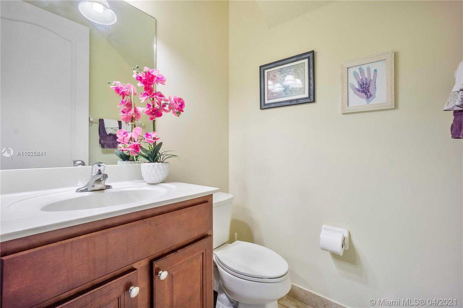 Small Image of 8415 LAKEVIEW TRL #8415, Parkland Number 21