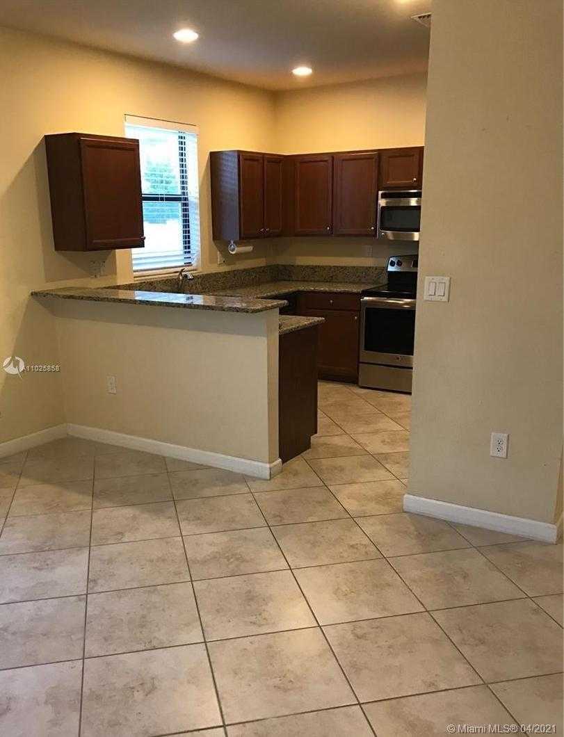 Small Image of 3303 WEST 90TH TER #3303, Hialeah Number 8