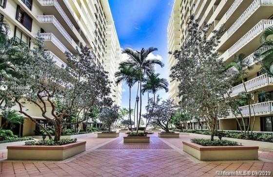 Small Image of 9801 COLLINS AVE #5L, Bal Harbour Number 4
