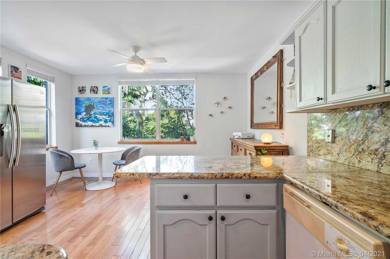 Small Image of 3005 VIRGINIA ST #14, Miami Number 20