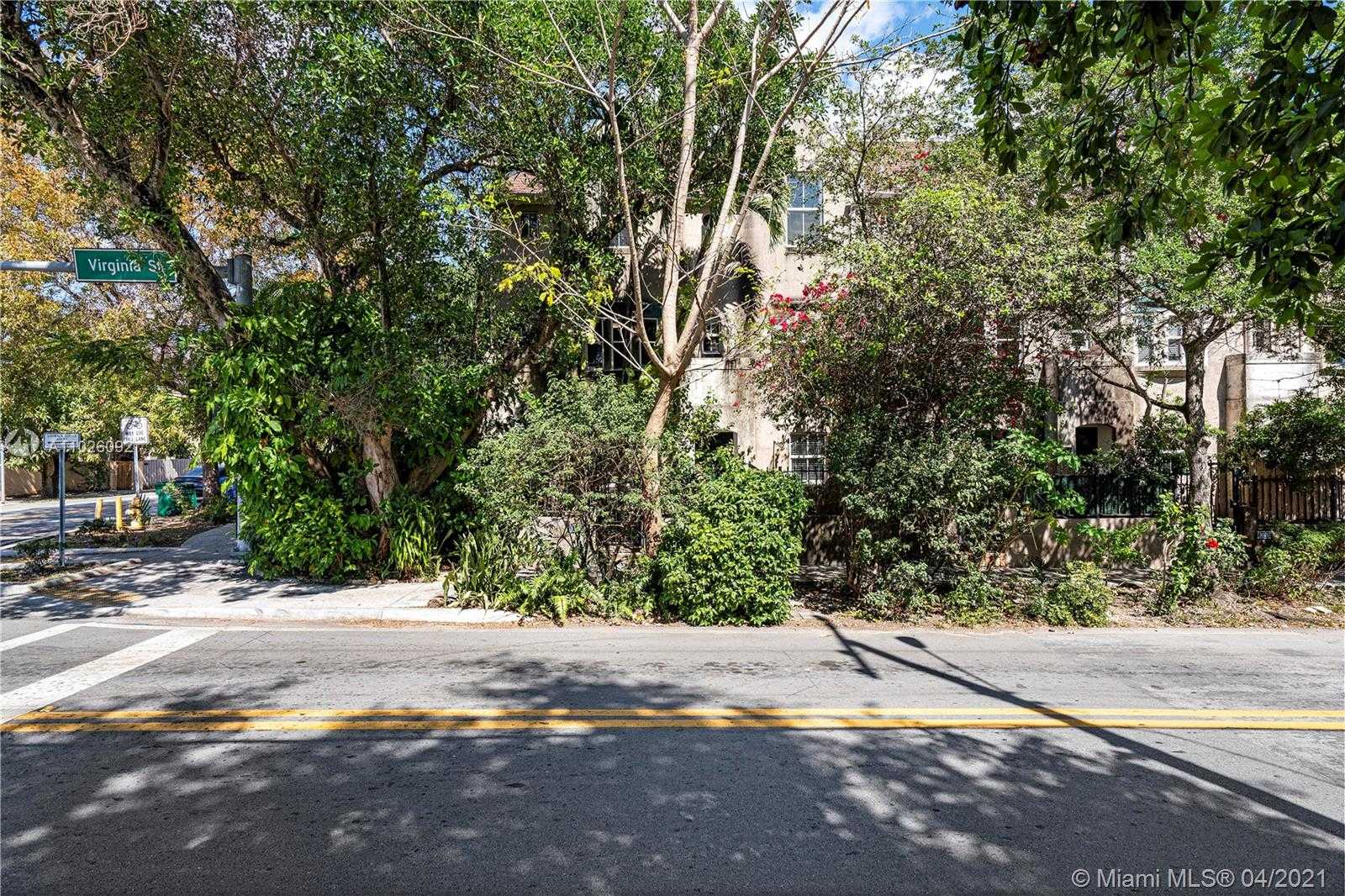 Small Image of 3005 VIRGINIA ST #14, Miami Number 37