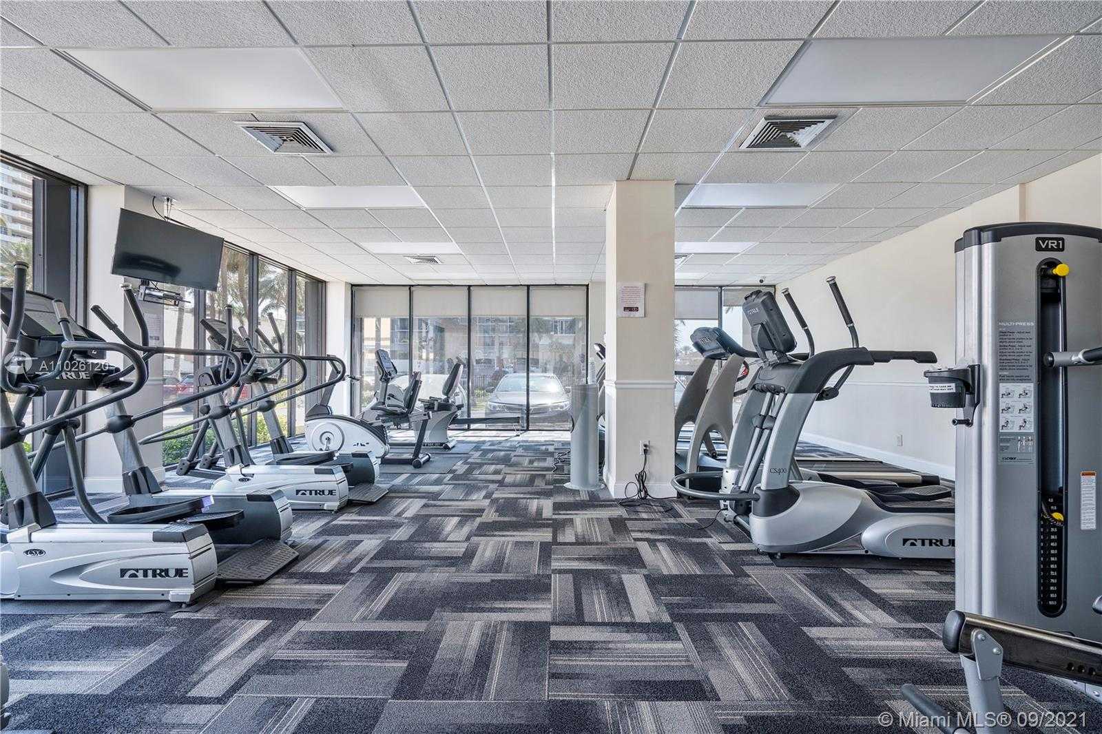 Small Image of 2049 SOUTH OCEAN DR #603, Hallandale Beach Number 20