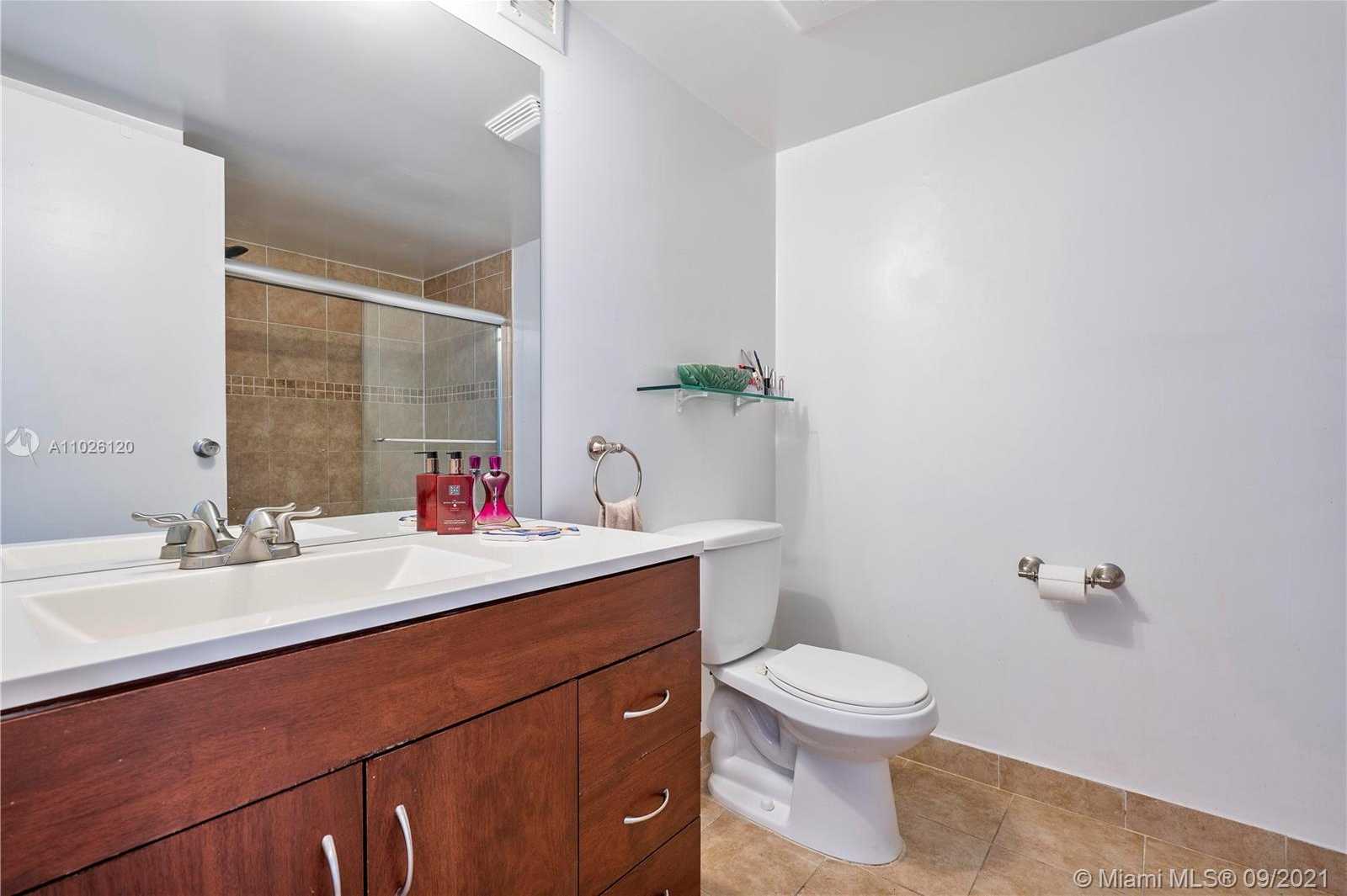 Small Image of 2049 SOUTH OCEAN DR #603, Hallandale Beach Number 26