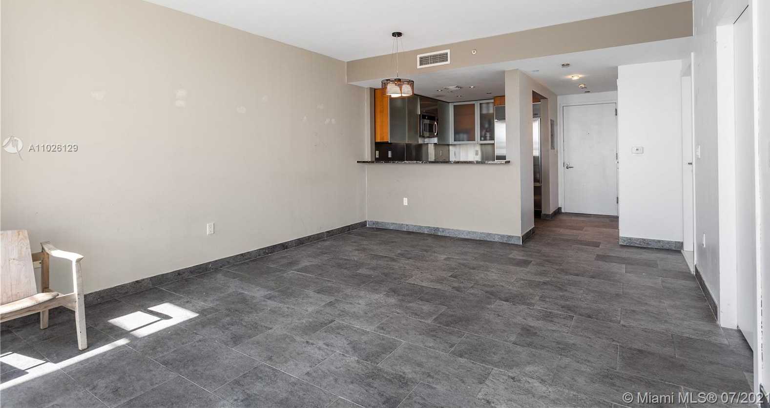 Small Image of 520 WEST AVE #502, Miami Beach Number 4