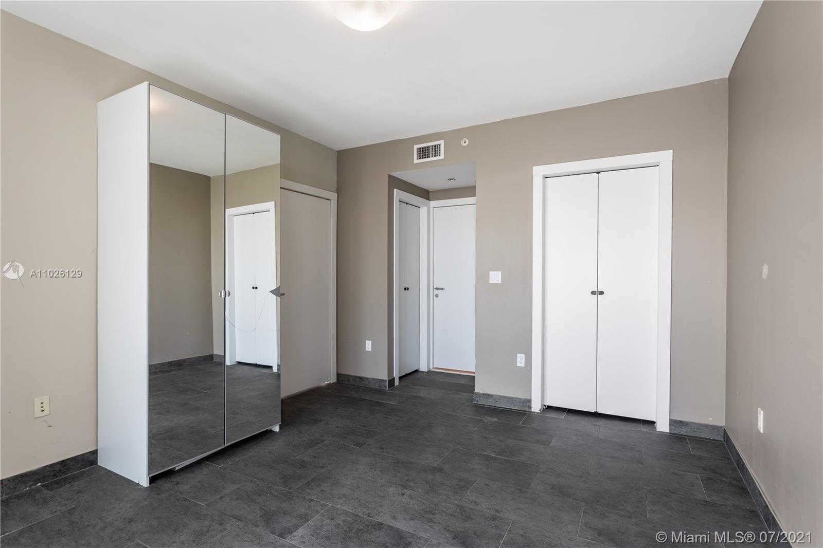 Small Image of 520 WEST AVE #502, Miami Beach Number 7