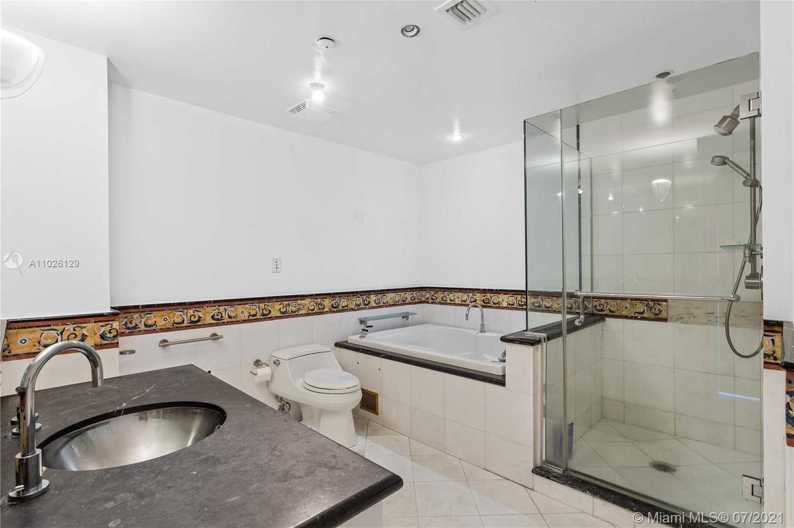 Small Image of 520 WEST AVE #502, Miami Beach Number 8