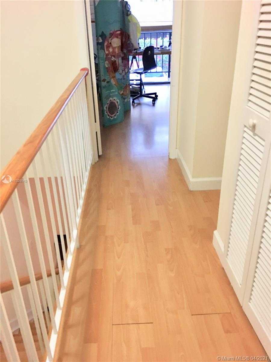 Small Image of 425 GRAPETREE DR #209, Key Biscayne Number 13