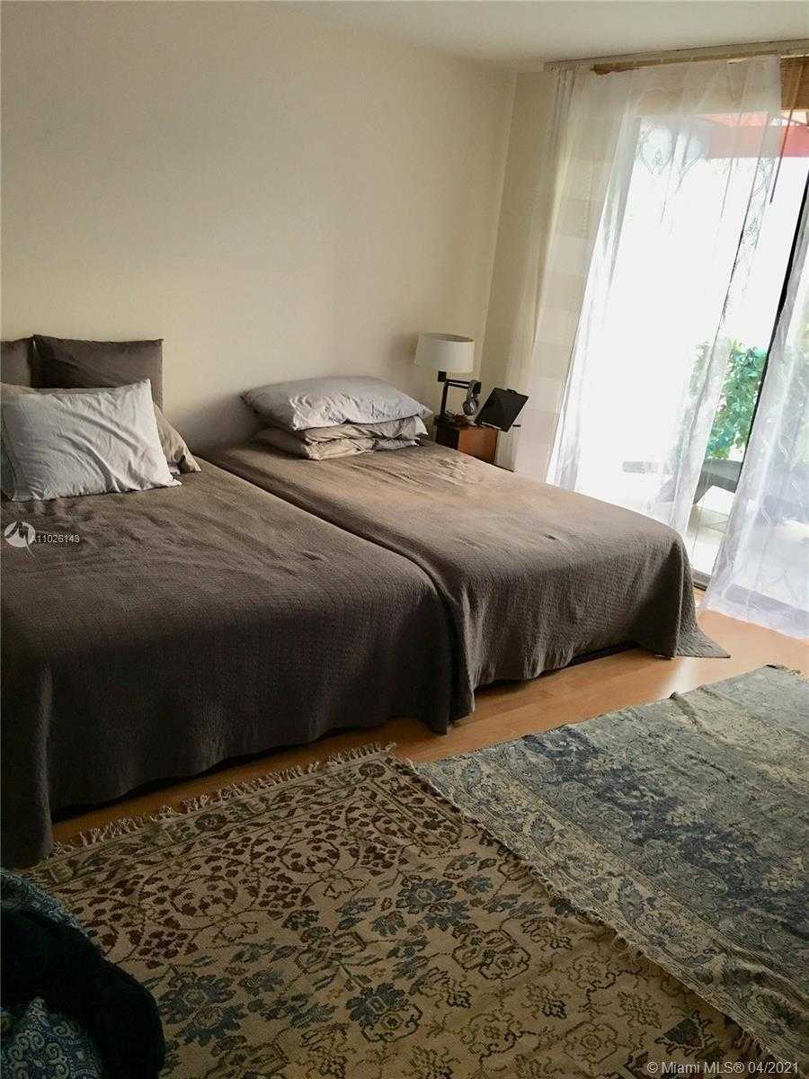 Small Image of 425 GRAPETREE DR #209, Key Biscayne Number 18