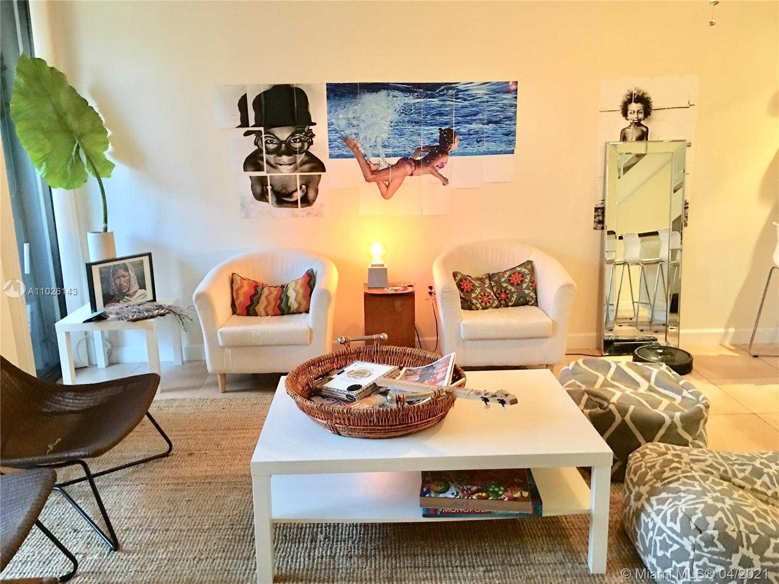 Small Image of 425 GRAPETREE DR #209, Key Biscayne Number 3