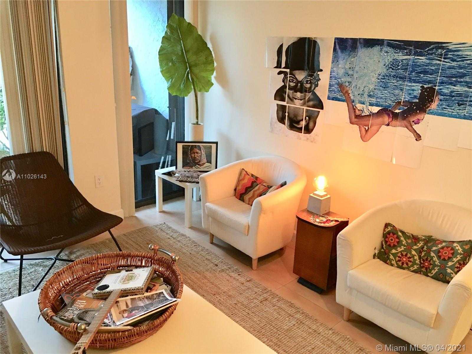 Small Image of 425 GRAPETREE DR #209, Key Biscayne Number 4