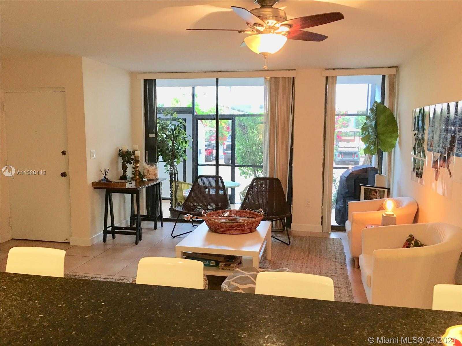 Small Image of 425 GRAPETREE DR #209, Key Biscayne Number 6