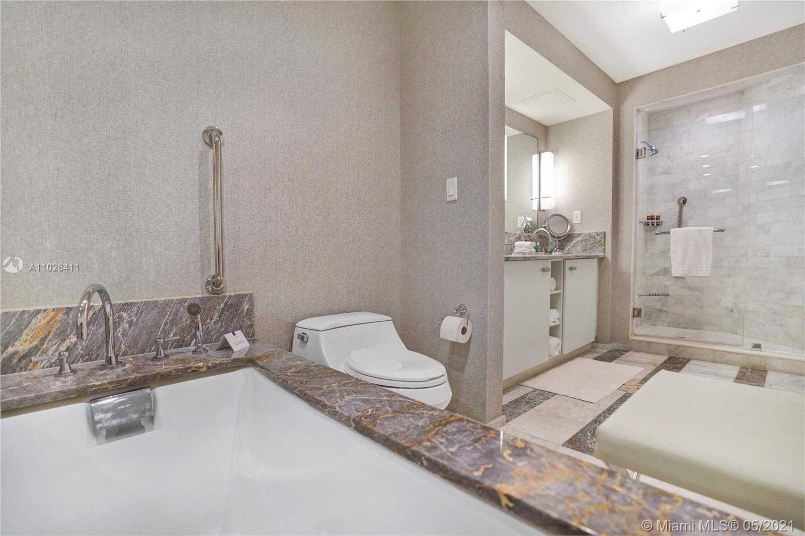 Small Image of 551 N Fort Lauderdale Beach Blvd, Fort Lauderdale, FL 33304, USA Number 25