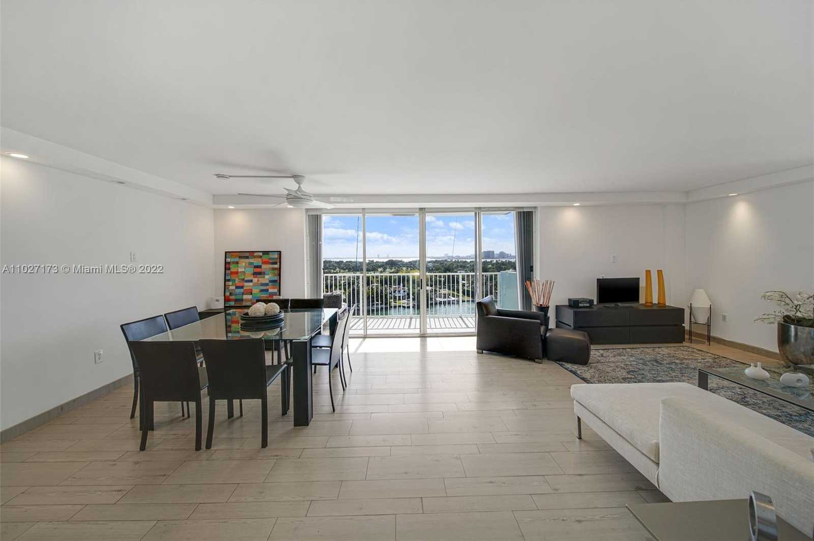 Small Image of 5838 COLLINS AVE #10A, Miami Beach Number 10