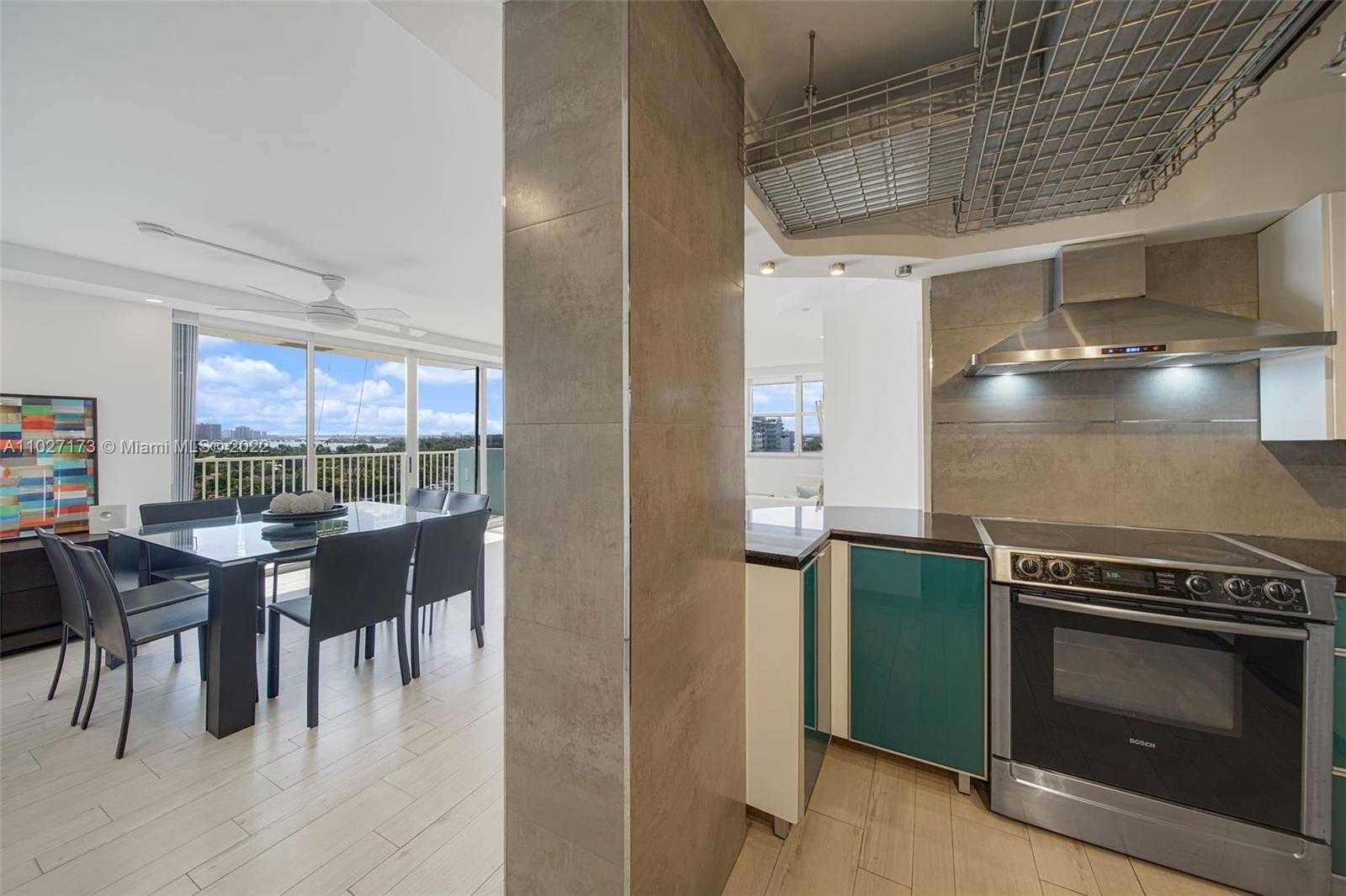 Small Image of 5838 COLLINS AVE #10A, Miami Beach Number 14
