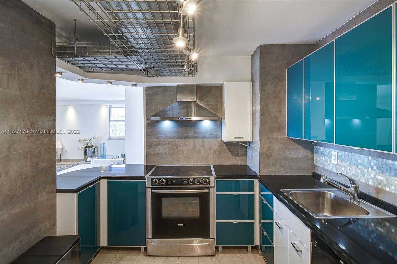 Small Image of 5838 COLLINS AVE #10A, Miami Beach Number 16