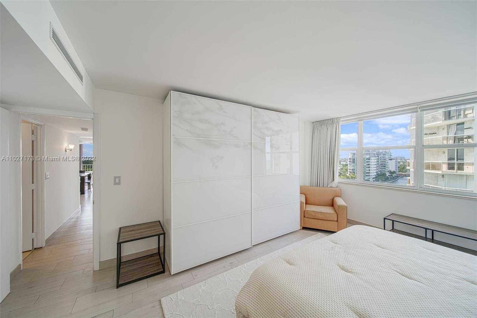 Small Image of 5838 COLLINS AVE #10A, Miami Beach Number 21