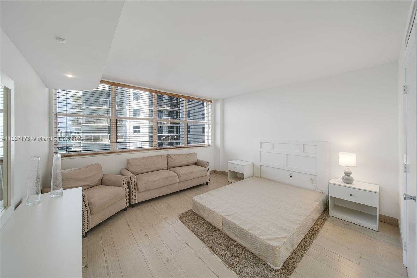 Small Image of 5838 COLLINS AVE #10A, Miami Beach Number 31