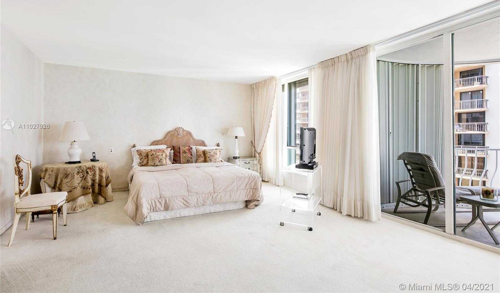 Small Image of 10155 COLLINS AVE #1404, Bal Harbour Number 24