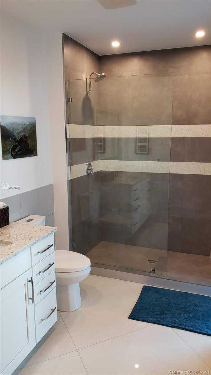 Small Image of 888 BISCAYNE BLVD #4612, Miami Number 15