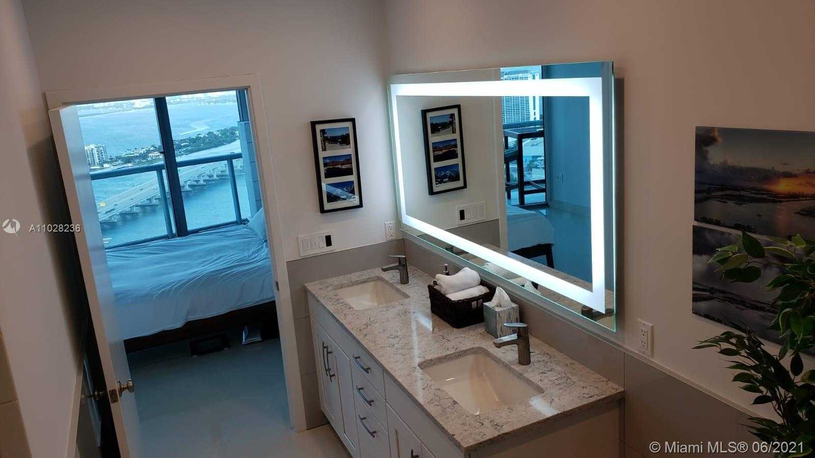 Small Image of 888 BISCAYNE BLVD #4612, Miami Number 16