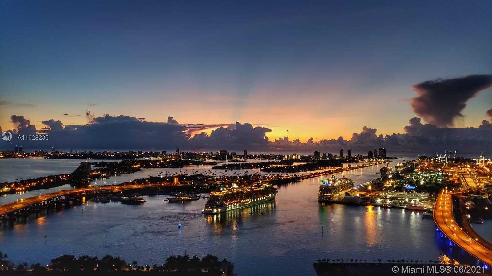Small Image of 888 BISCAYNE BLVD #4612, Miami Number 24