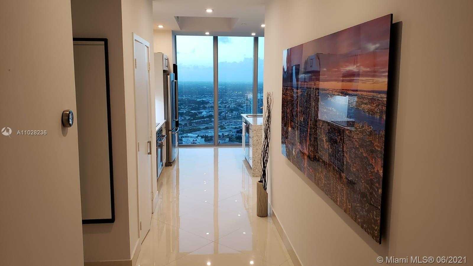 Small Image of 888 BISCAYNE BLVD #4612, Miami Number 9