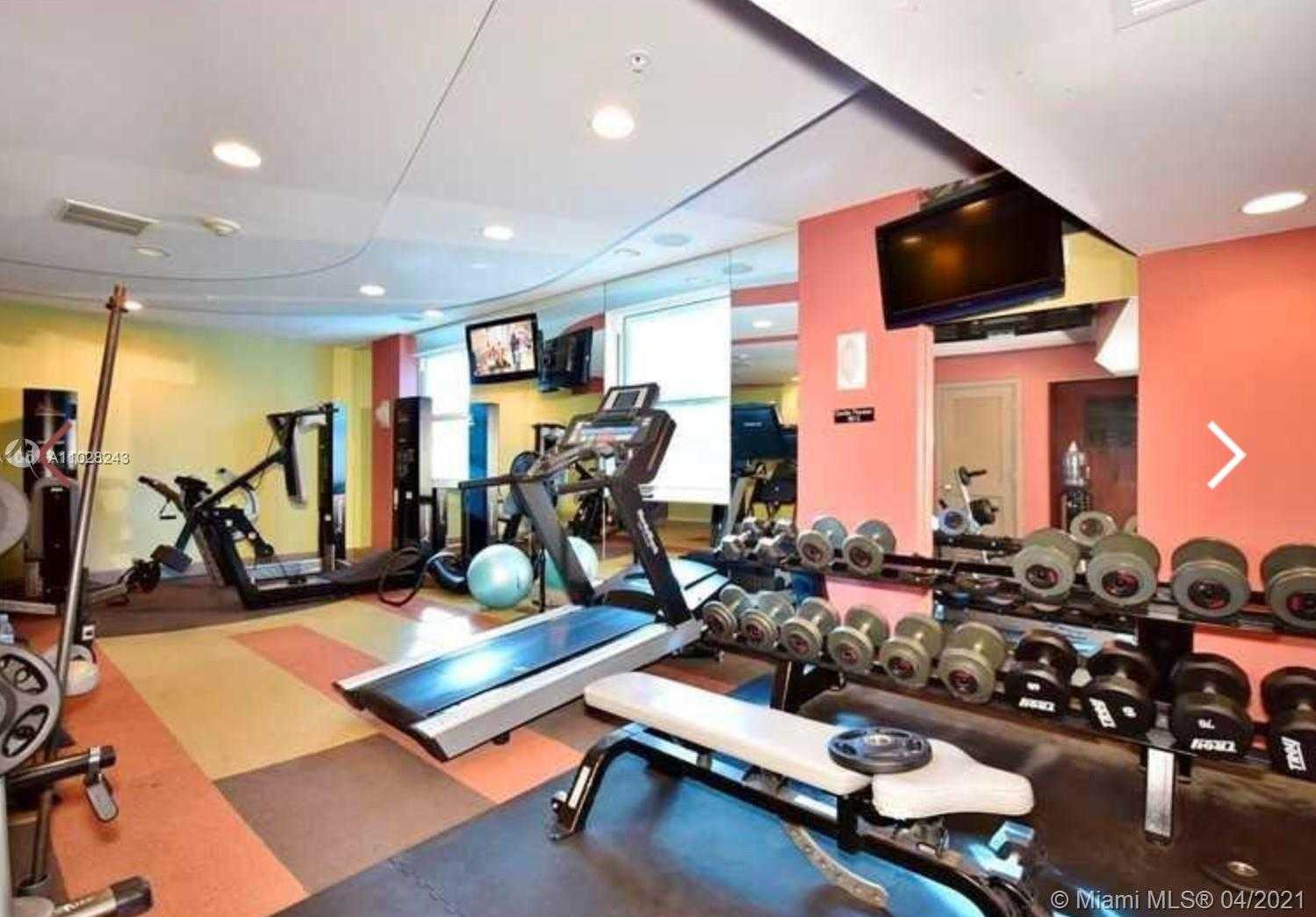 Small Image of 9201 COLLINS AVE #921, Surfside Number 4