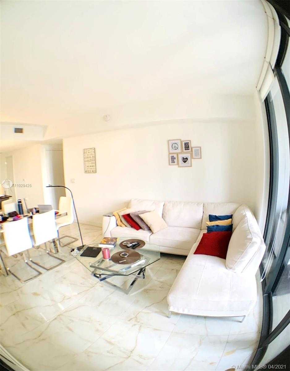 Small Image of 1010 BRICKELL AVE #3109, Miami Number 6