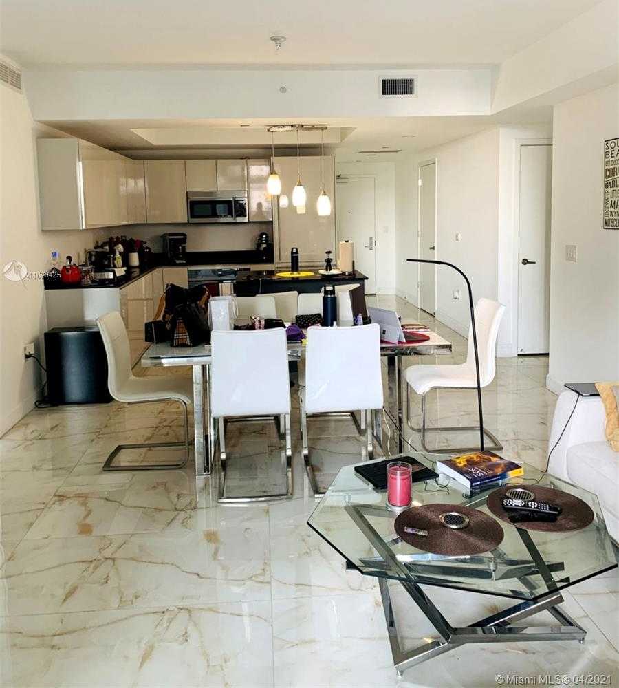 Small Image of 1010 BRICKELL AVE #3109, Miami Number 8