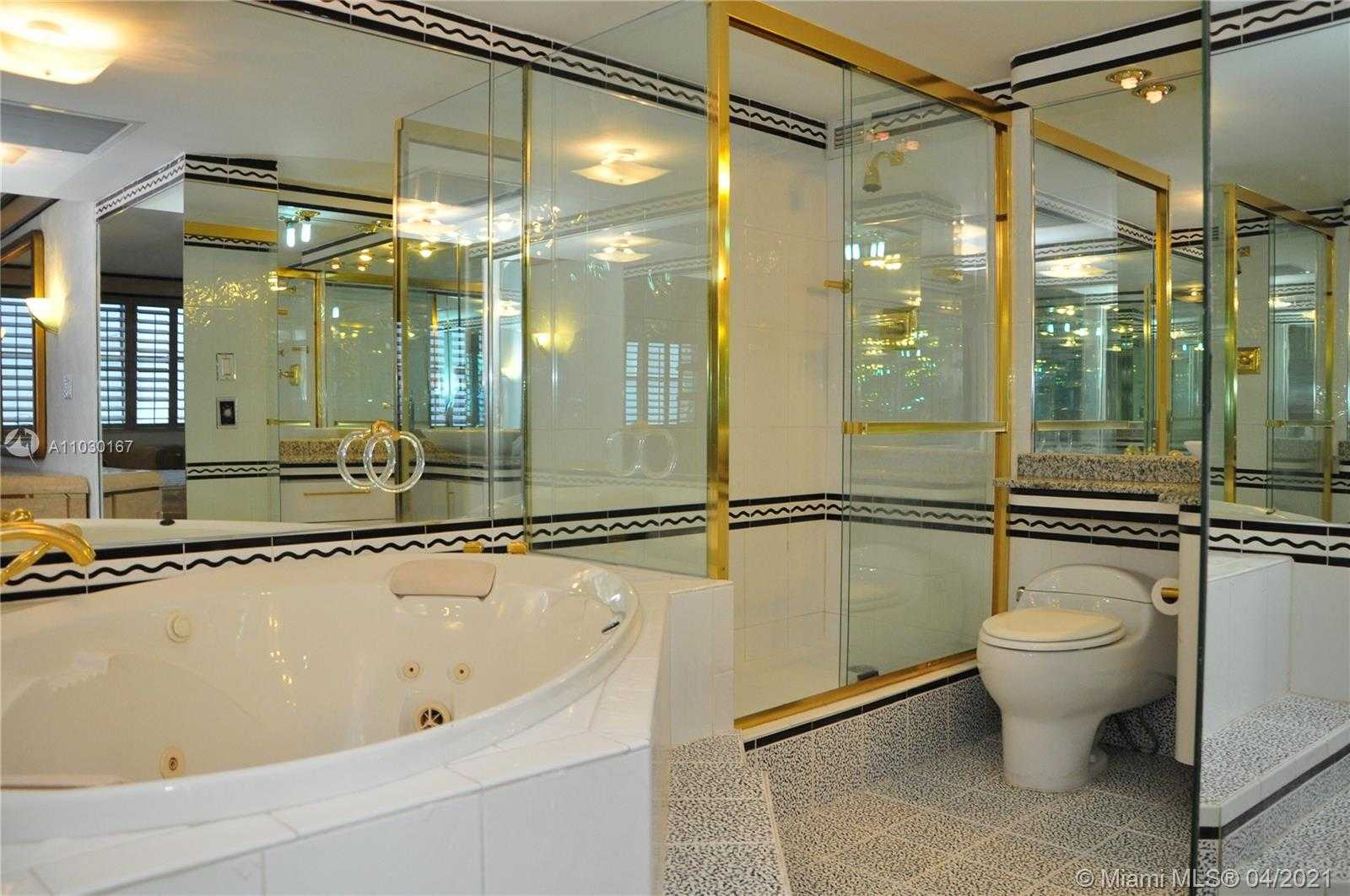 Small Image of 5750 COLLINS AVE #8B/8A, Miami Beach Number 16