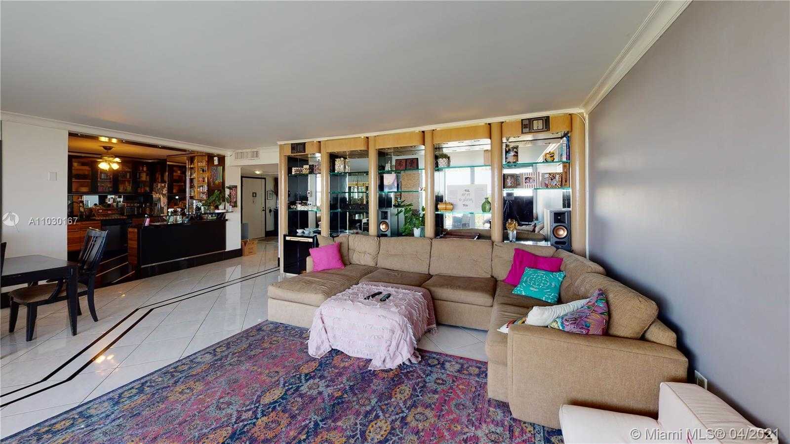 Small Image of 5750 COLLINS AVE #8B/8A, Miami Beach Number 21