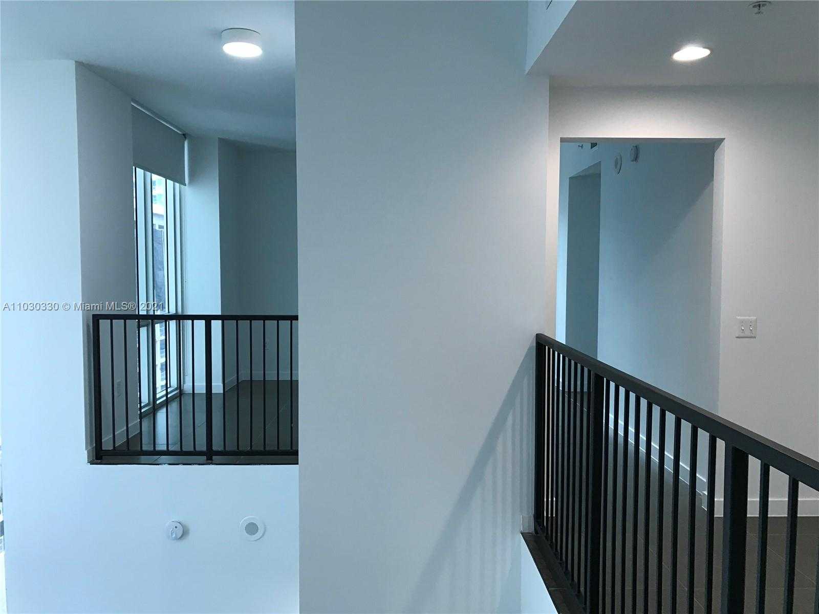 Small Image of 300 SOUTH BISCAYNE BLVD #L-1202, Miami Number 10