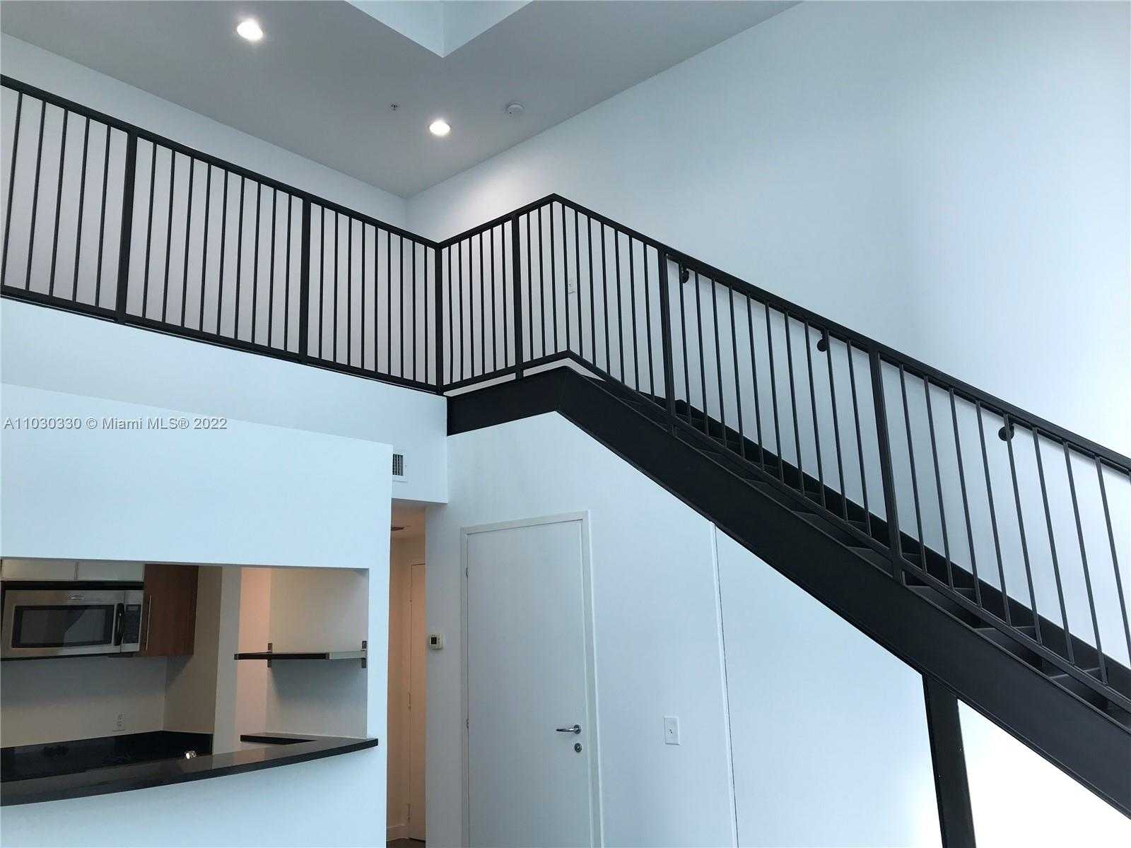Small Image of 300 SOUTH BISCAYNE BLVD #L-1202, Miami Number 15