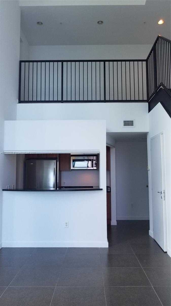 Small Image of 300 SOUTH BISCAYNE BLVD #L-1202, Miami Number 36