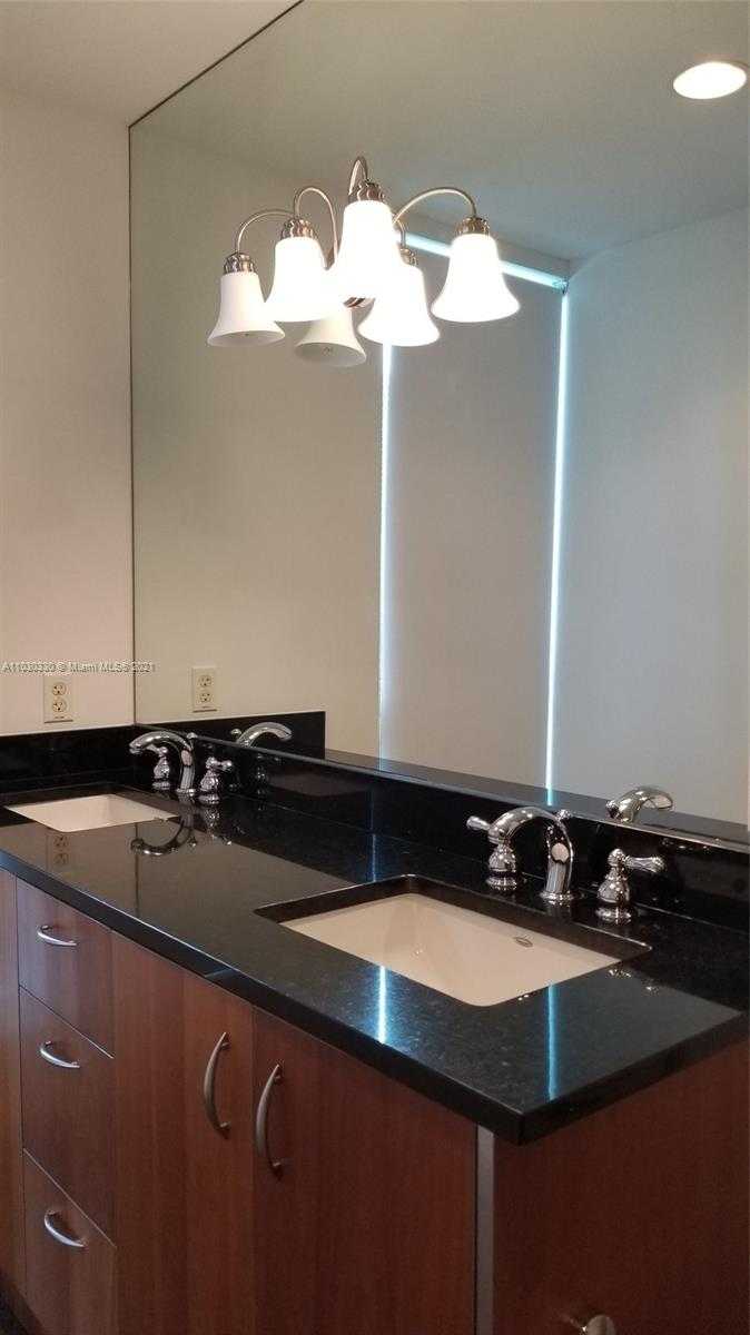 Small Image of 300 SOUTH BISCAYNE BLVD #L-1202, Miami Number 45