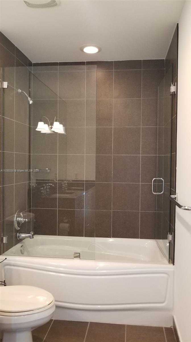 Small Image of 300 SOUTH BISCAYNE BLVD #L-1202, Miami Number 46