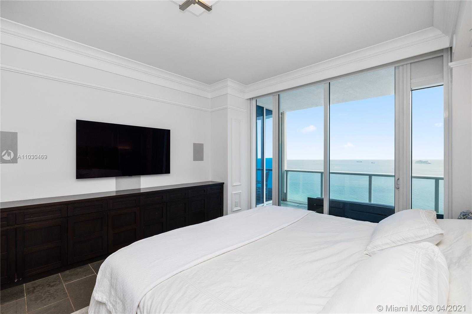 Small Image of 100 South Pointe Dr, Miami Beach, FL 33139, USA Number 14