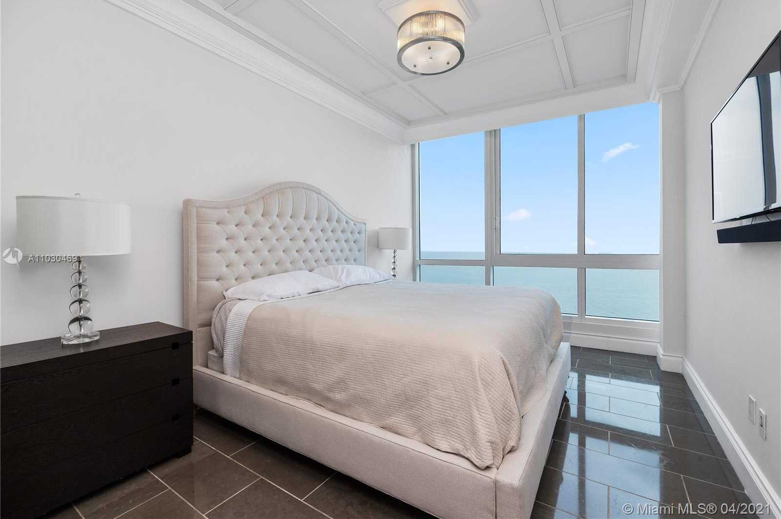 Small Image of 100 South Pointe Dr, Miami Beach, FL 33139, USA Number 19