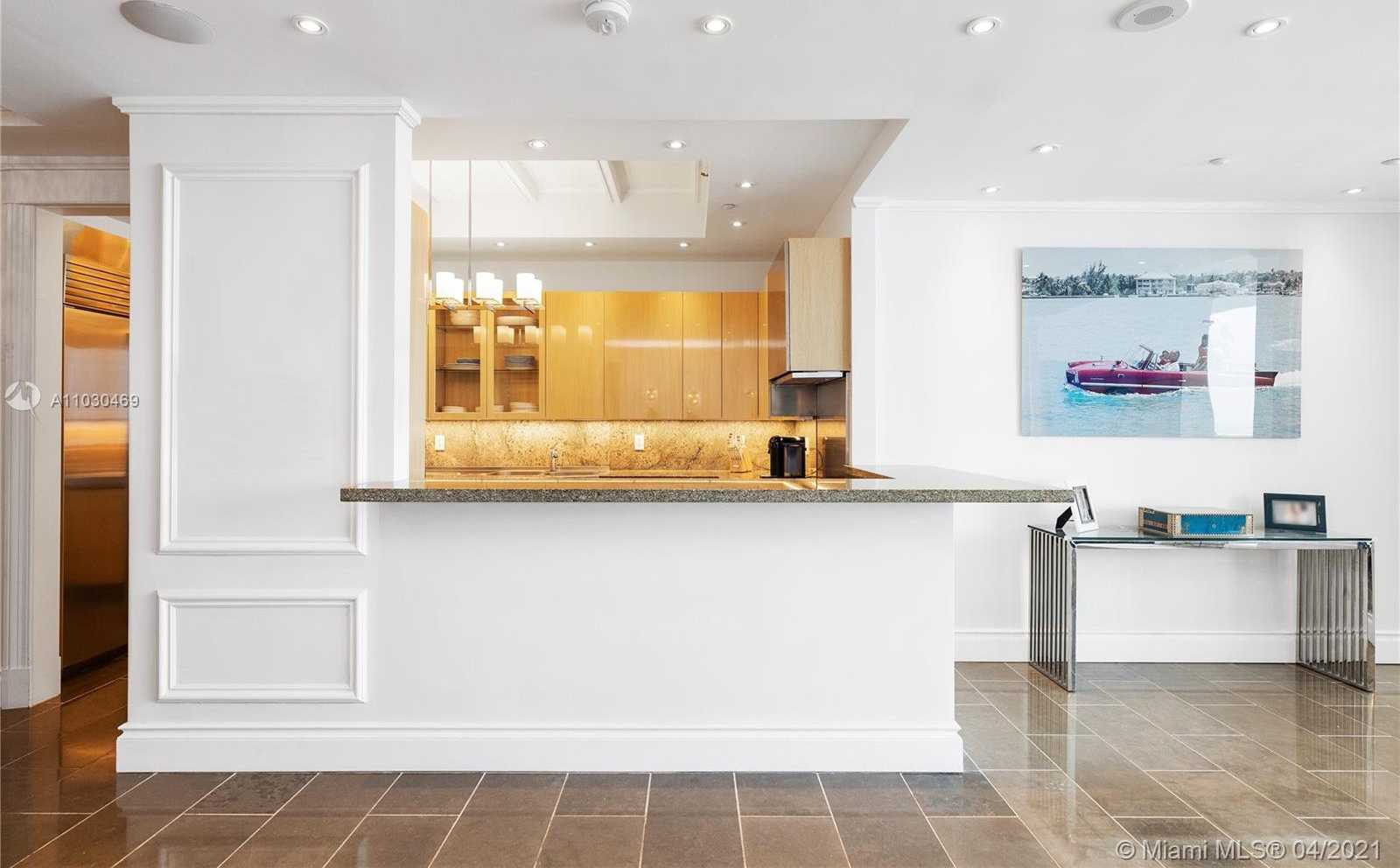 Small Image of 100 South Pointe Dr, Miami Beach, FL 33139, USA Number 8