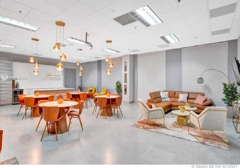 Small Image of 1200 BRICKELL BAY DR #3302, Miami Number 18