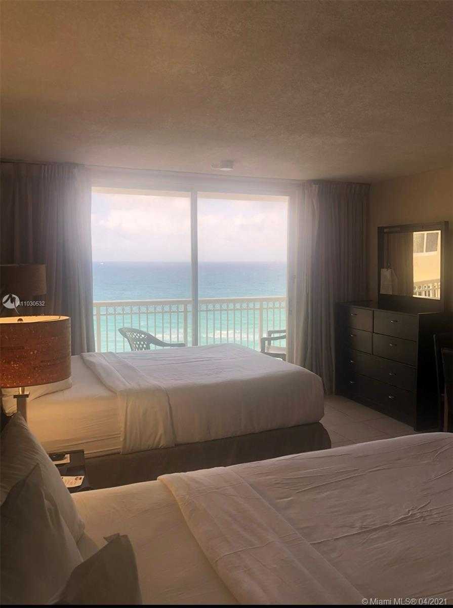 Small Image of 19201 COLLINS AVE #1047, Sunny Isles Beach Number 4