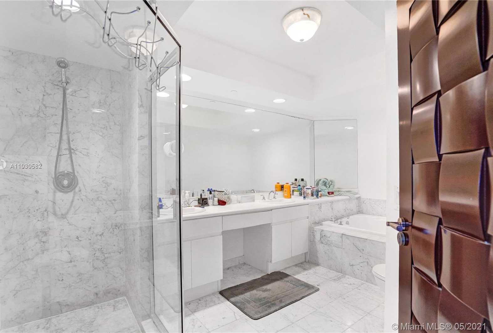 Small Image of 16400 COLLINS #2142, Sunny Isles Beach Number 7
