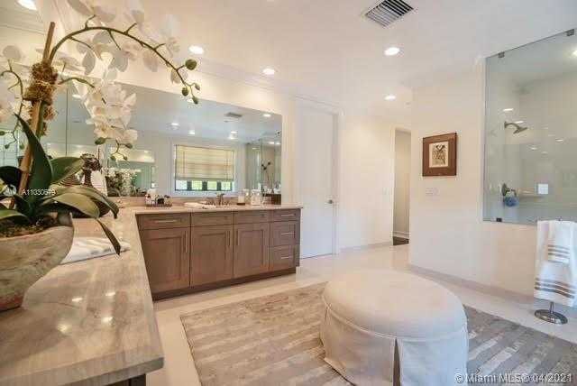 Small Image of 101 ISLE OF VENICE DR #101, Fort Lauderdale Number 23