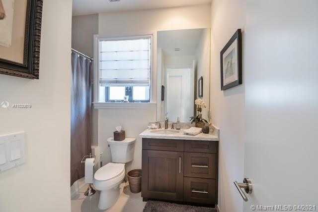 Small Image of 101 ISLE OF VENICE DR #101, Fort Lauderdale Number 26